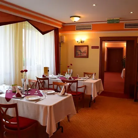 Lukács Superior 3* Kazincbarcika