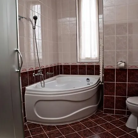 Hotel Lukacs Superior 3*