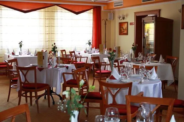 Lukacs Superior Hotel 3*