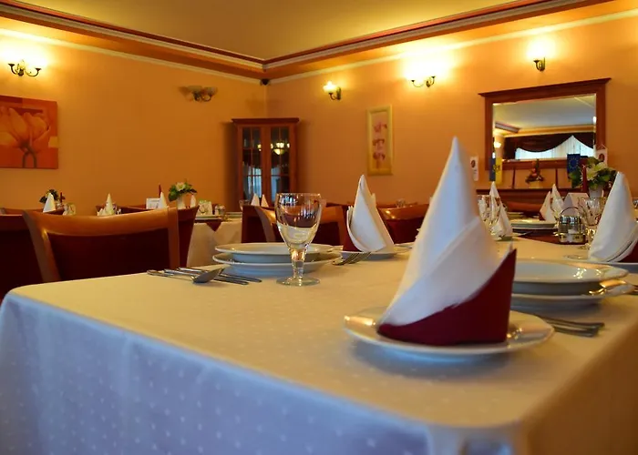 Lukacs Superior Hotel